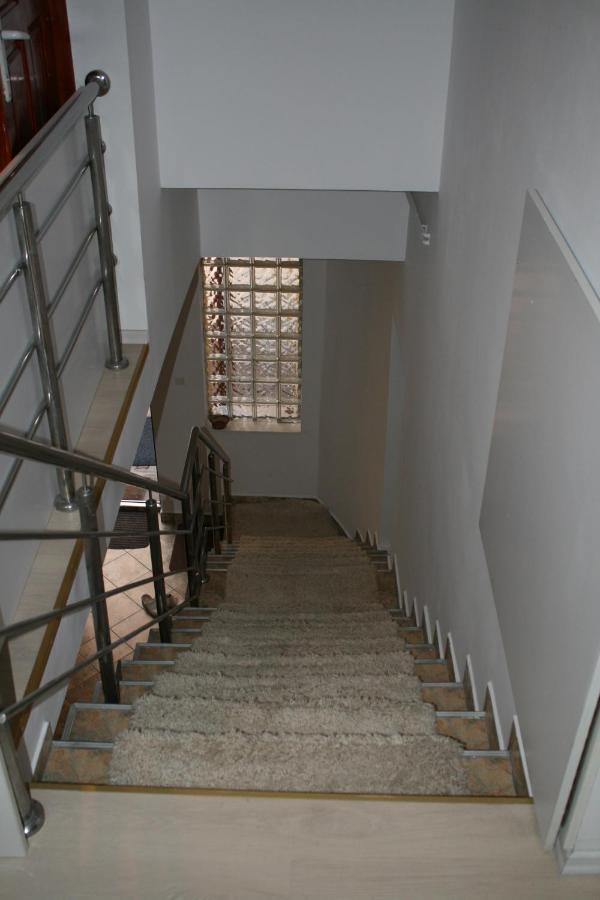 Penthouse Daniela - 3 Rooms In A Spacious Central Apartment Targu Mures Luaran gambar